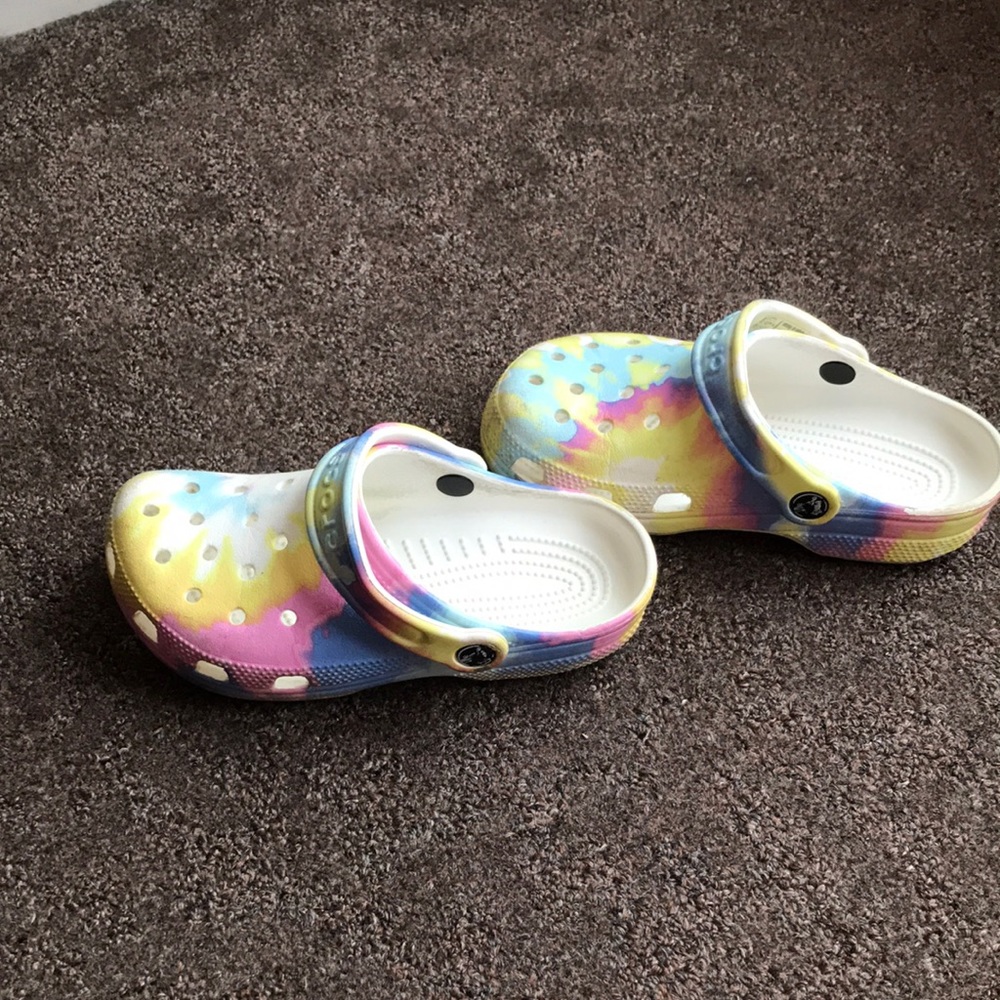Crocs